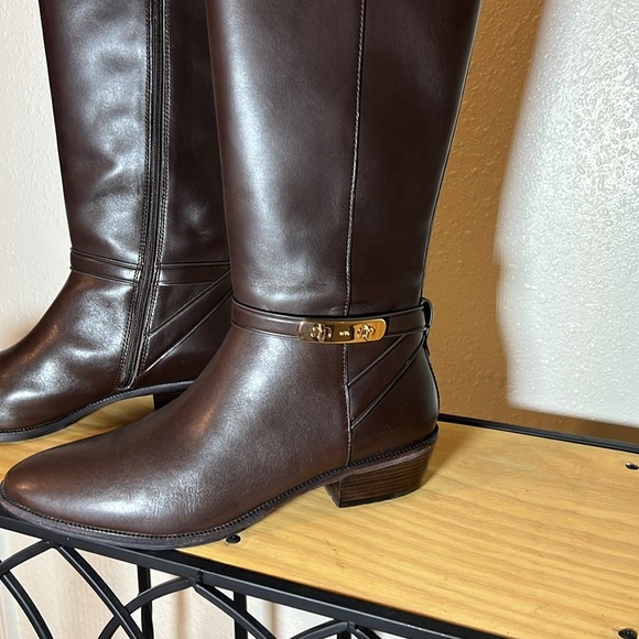 Coach Caroline semi matte calf size 11 boots - Picture 5 of 16